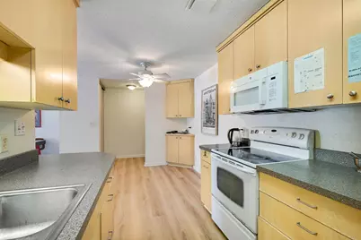4 Pine Tree Drive #110, Arden Hills, MN 55112 - Photo 12