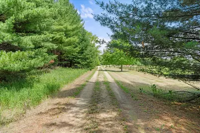 1041 River Drive, River Falls, WI 54022 - Photo 32