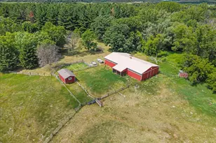 1041 River Dr, River Falls, WI 54022 - Photo 2