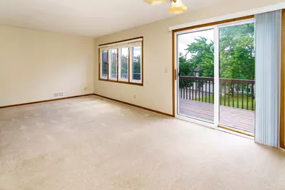 10375 Balsam Lane, Eden Prairie, MN 55347 - Photo 4