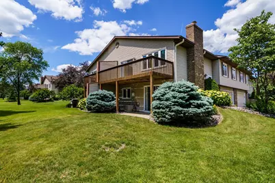 10375 Balsam Lane, Eden Prairie, MN 55347 - Photo 2