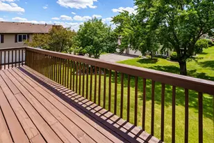 10375 Balsam Ln, Eden Prairie, MN 55347 - Photo 10