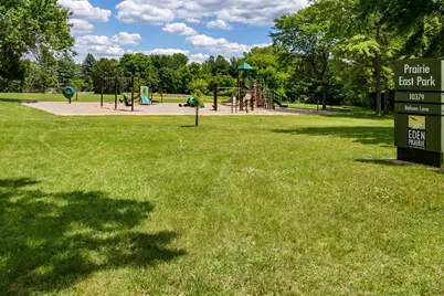 10375 Balsam Lane, Eden Prairie, MN 55347 - Photo 34