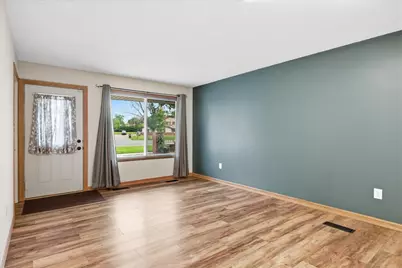 193 96th Lane NE, Blaine, MN 55434 - Photo 4