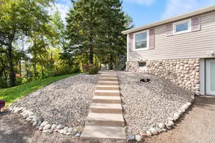 15 Rindahl Rd, Duluth, MN 55811 - Photo 2