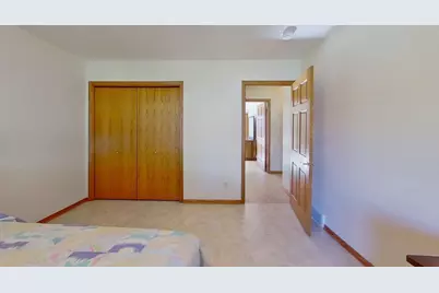 401 S Bruce Street S, Marshall, MN 56258 - Photo 20