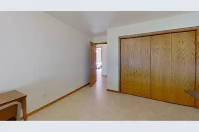 401 S Bruce Street S, Marshall, MN 56258 - Photo 24
