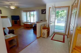 401 S Bruce Street S, Marshall, MN 56258 - Photo 4