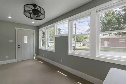 103 E 4th Street, Hanska, MN 56041 - Photo 2