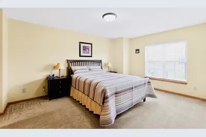 8138 Oakview Circle N, Maple Grove, MN 55369 - Photo 16
