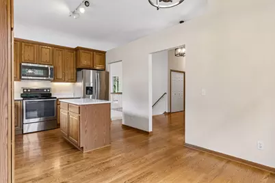 10356 Lancaster Lane, Woodbury, MN 55129 - Photo 14
