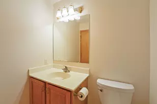 2337 Manuela Dr, Chaska, MN 55318 - Photo 18