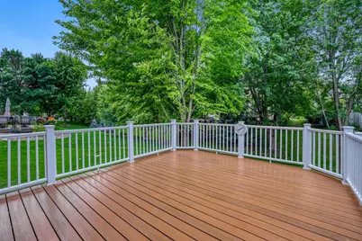 2337 Manuela Drive, Chaska, MN 55318 - Photo 20