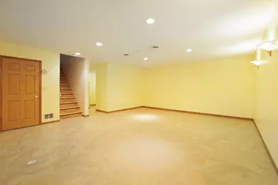 2337 Manuela Drive, Chaska, MN 55318 - Photo 34