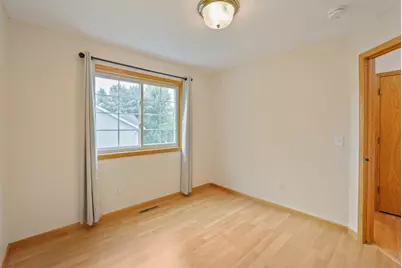 2337 Manuela Drive, Chaska, MN 55318 - Photo 28
