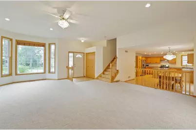 2337 Manuela Drive, Chaska, MN 55318 - Photo 6