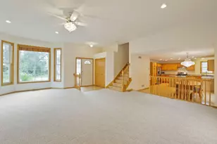2337 Manuela Dr, Chaska, MN 55318 - Photo 6