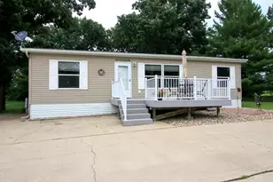 21915 County Rd 7, Hutchinson, MN 55350 - Photo 2
