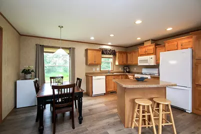21915 County Road 7, Hutchinson, MN 55350 - Photo 8