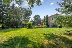 1017 Whittier Ct, Northfield, MN 55057 - Photo 52