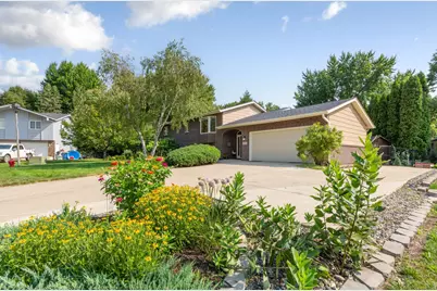 1017 Whittier Court, Northfield, MN 55057 - Photo 2