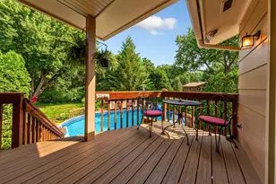 1017 Whittier Ct, Northfield, MN 55057 - Photo 2