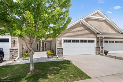 605 Liberty Way, Vadnais Heights, MN 55127 - Photo 1
