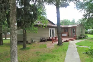 216 Birch St E, Motley, MN 56466 - Photo 2
