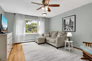 1307 17th St W, Hastings, MN 55033 - Photo 4