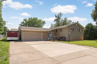1307 17th St W, Hastings, MN 55033 - Photo 1