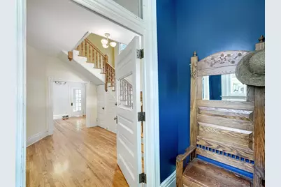 820 Osceola Avenue, Saint Paul, MN 55105 - Photo 2