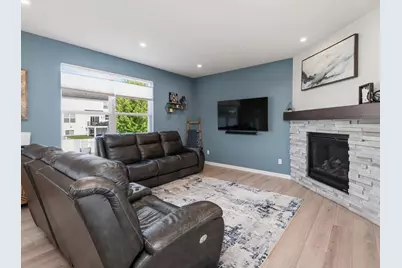 18097 Hartlin Avenue, Lakeville, MN 55044 - Photo 6