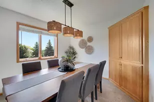 13865 Forest Hill Rd, Eden Prairie, MN 55346 - Photo 12