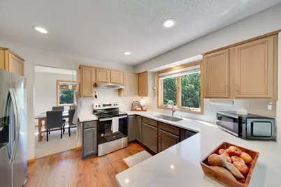 13865 Forest Hill Road, Eden Prairie, MN 55346 - Photo 22