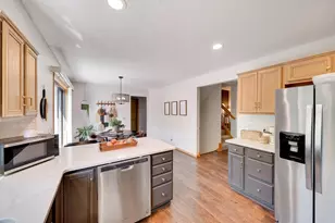 13865 Forest Hill Rd, Eden Prairie, MN 55346 - Photo 26