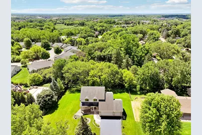 13865 Forest Hill Road, Eden Prairie, MN 55346 - Photo 68