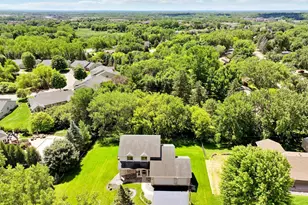 13865 Forest Hill Rd, Eden Prairie, MN 55346 - Photo 68