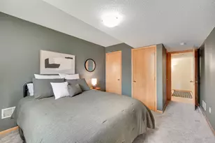 13865 Forest Hill Rd, Eden Prairie, MN 55346 - Photo 52