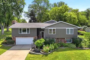 2432 73rd Ct E, Inver Grove Heights, MN 55076 - Photo 1