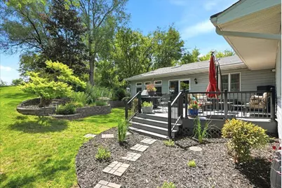 2432 73rd Court E, Inver Grove Heights, MN 55076 - Photo 2