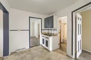 1024 Geranium Ave E, Saint Paul, MN 55106 - Photo 6