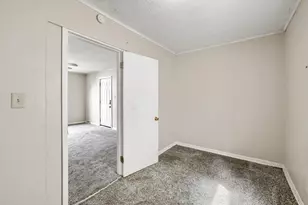 1024 Geranium Ave E, Saint Paul, MN 55106 - Photo 16