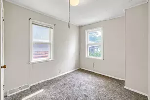 1024 Geranium Ave E, Saint Paul, MN 55106 - Photo 18