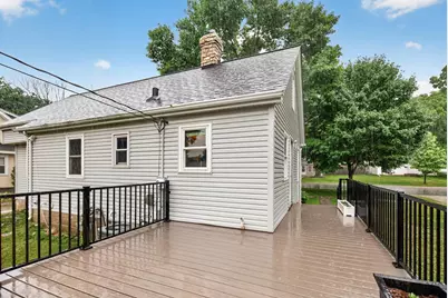413 3rd Avenue E, Shakopee, MN 55379 - Photo 22