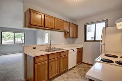 2602 Brookdale Lane, Brooklyn Park, MN 55444 - Photo 2