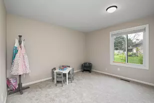 1221 Archer Ln N, Plymouth, MN 55447 - Photo 16