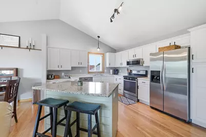 605 E South Street, Belle Plaine, MN 56011 - Photo 4