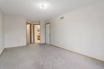 2440 Oakridge Circle, Hudson, WI 54016 - Photo 14