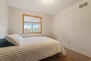 2440 Oakridge Cir, Hudson, WI 54016 - Photo 18