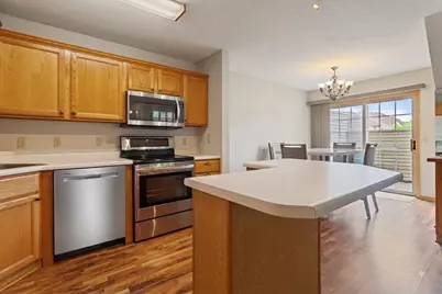 2440 Oakridge Circle, Hudson, WI 54016 - Photo 6